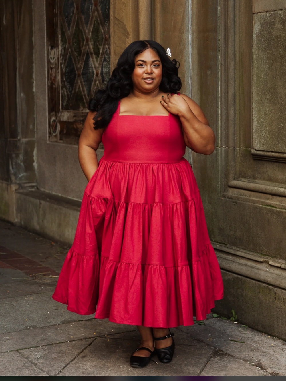 Chelsea Reece Madonna in Poppy Midi Dress Size 20/22